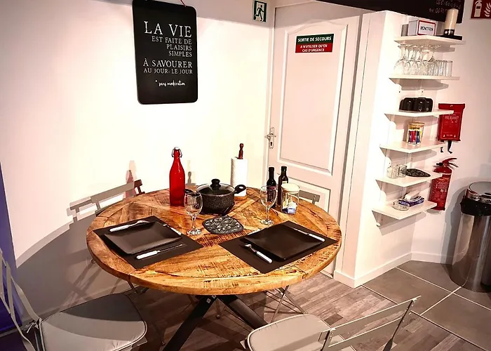 T2 Pont Du Gard 公寓 *